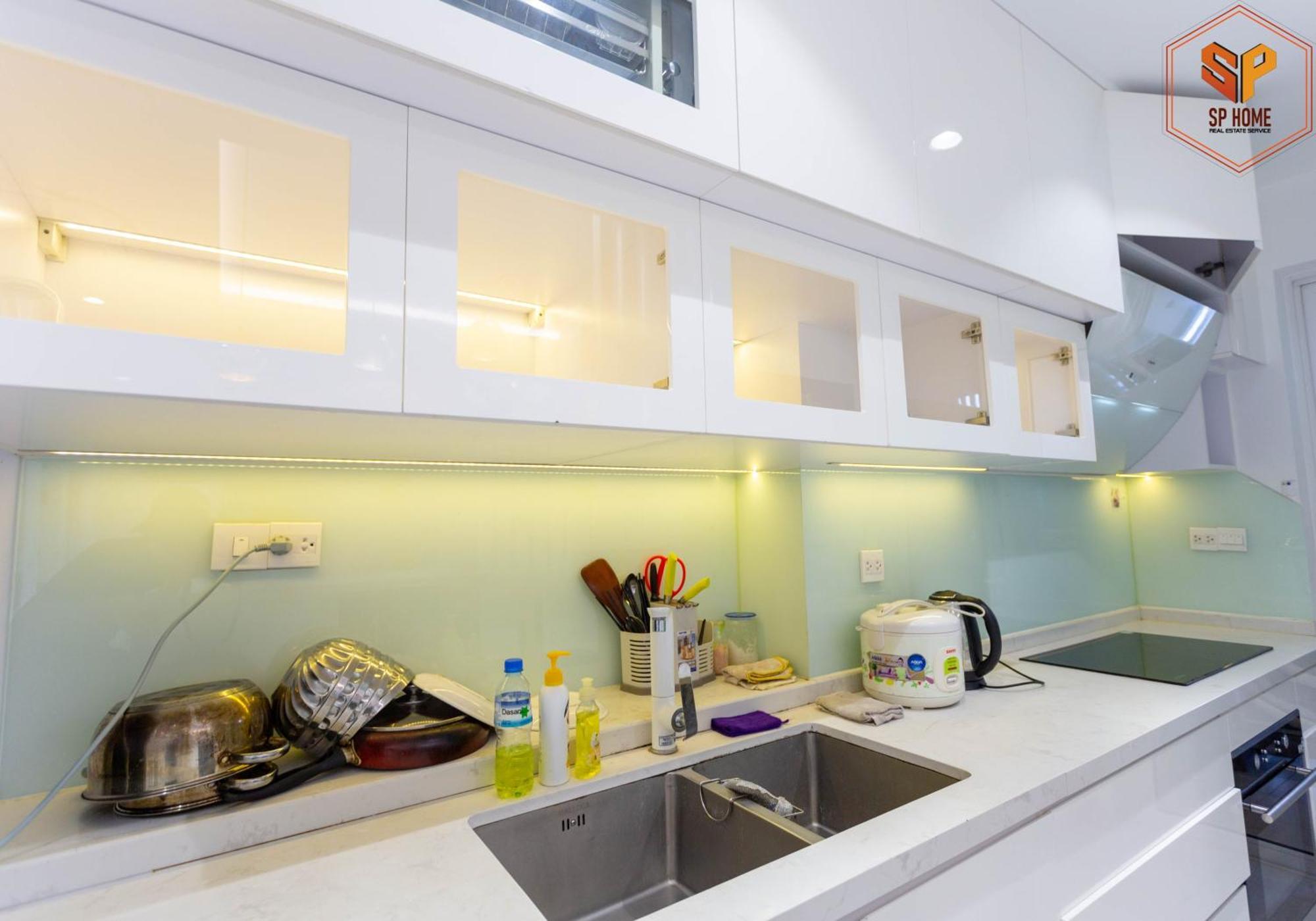 Can Ho Sunrise City - City View Quan 7 *
